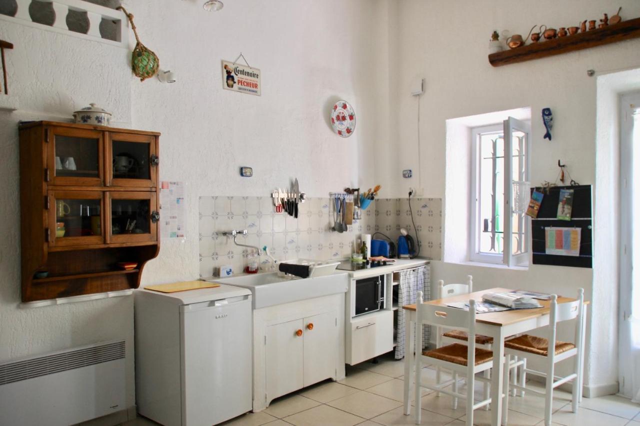 L'Oursinade Apartment Cassis Exterior photo